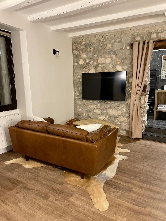 La Loge De Pierre Au Coeur De La Vieille Ville D Annecy Exteriör bild
