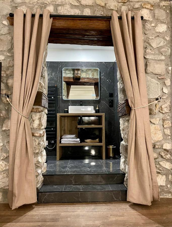 La Loge De Pierre Au Coeur De La Vieille Ville D Annecy Exteriör bild